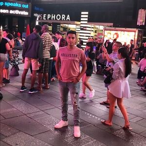 Meet your Posher, Diego